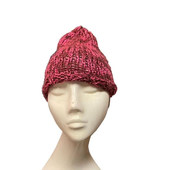 1970s crochet hat done in - Picture 1 of 4